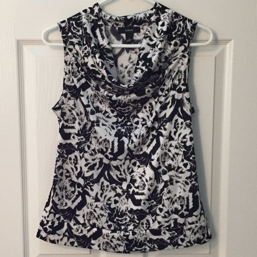 Alfani Sleeveless Floral Print Top medium